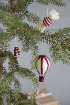 En Gry & Sif Felt Christmas Tree Decoration - Hot Air Balloon| Felt Christmas Tree Decorations