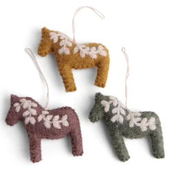 En Gry & Sif Felt Christmas Tree Decoration - Swedish Horses (Set Of 3) - Rustic| Felt Christmas Tree Decorations