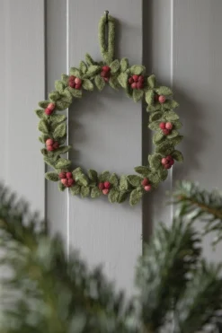 En Gry & Sif Felt Christmas Wreath - Large Holly| Felt Christmas Tree Decorations