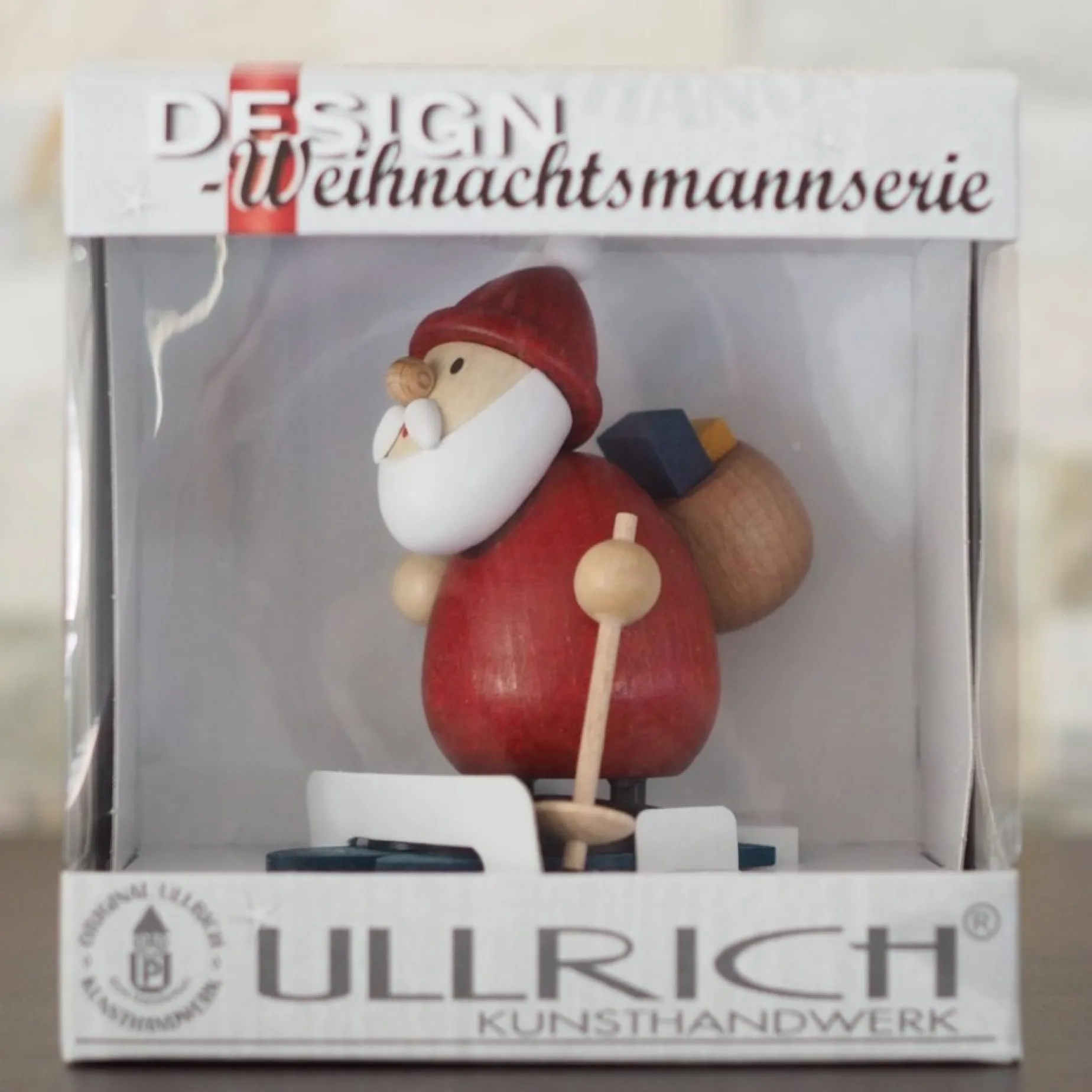 Paul Ullrich Weihnachtsmann Collectibles - Santa Skiing| Rudolph & Friends Collectibles